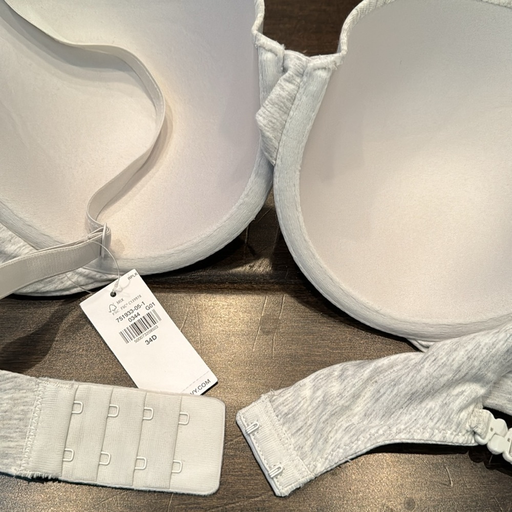❤️3/$30 Old Navy Bra - Picture 7 of 10